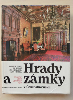 Hrady zámky v Československu