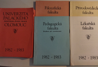 Univerzita Palackého, nositelka řádu práce OLOMOUC 1982-1983